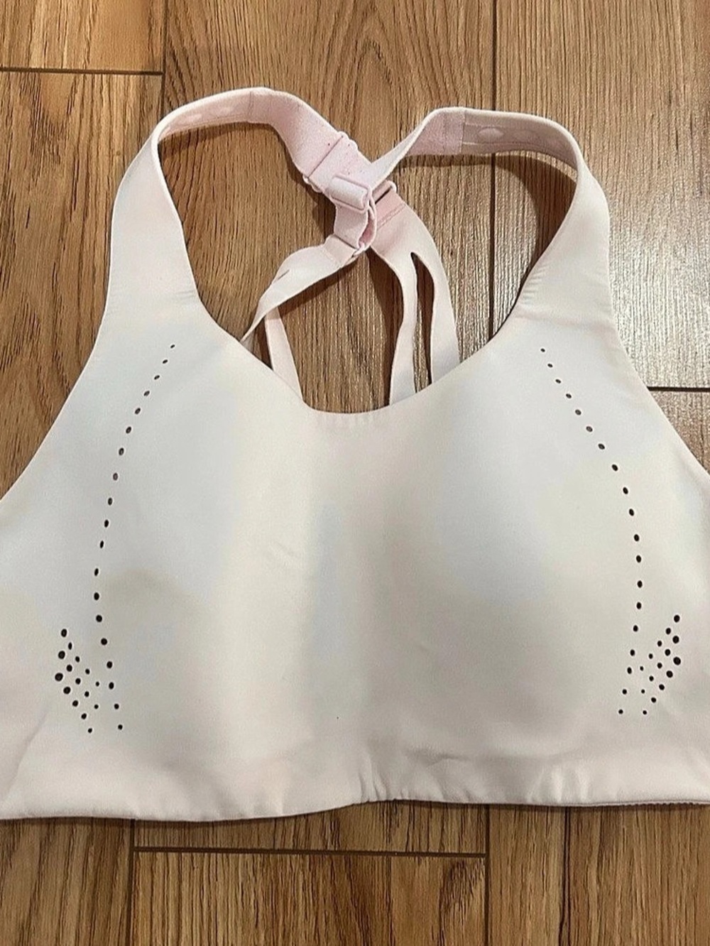 lululemon Air Support Bra Sports Bra White 36D Pink